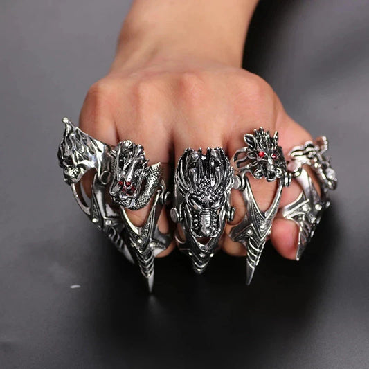 Exaggerated Vintage Dragon Knuckle Ring โ Gothic Statement Jewelry for Bold Men